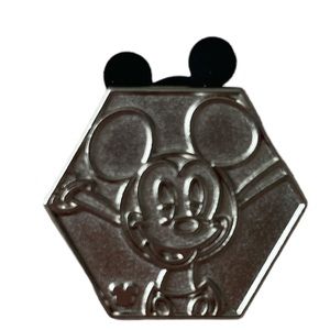 Disney Trading Pin Hexagon Mickey Mouse “chaser pin” part of hidden Mickey